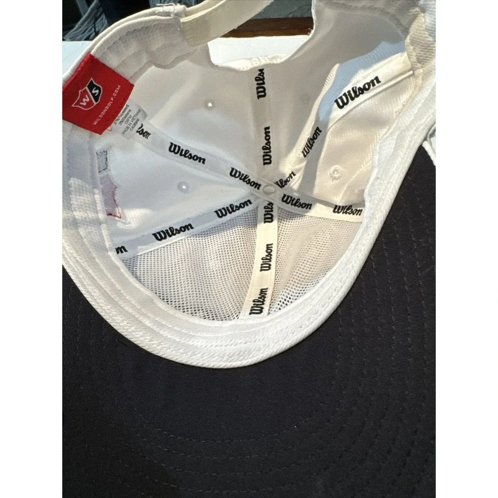 White Wilson Unisex Adjustable Golf Hat Cap Black Logo 97% Polyester‎